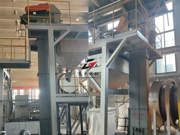 提升机（26-23）安装现场