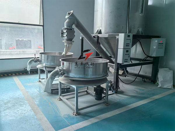 团筛螺旋输送机用户现场260325